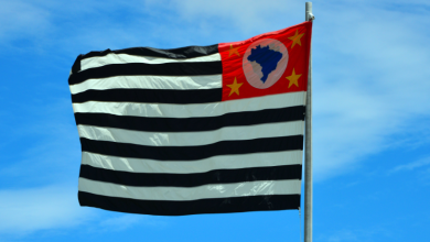 Avenida São João e Ipiranga: o debate sobre telões de LED e o futuro da publicidade urbana em São Paulo